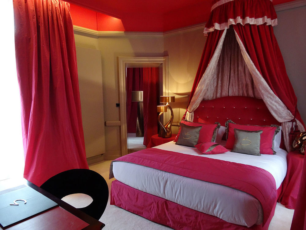 Le Stelsia Resort Saint-Sylvestre-sur-Lot Екстер'єр фото