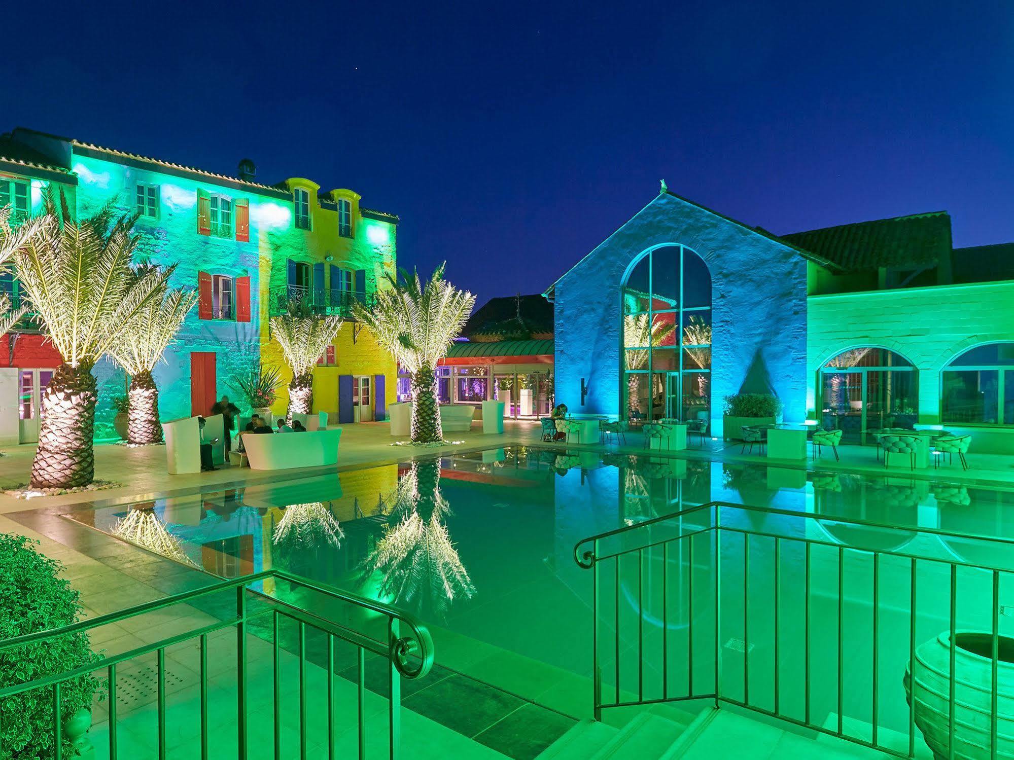 Le Stelsia Resort Saint-Sylvestre-sur-Lot Екстер'єр фото