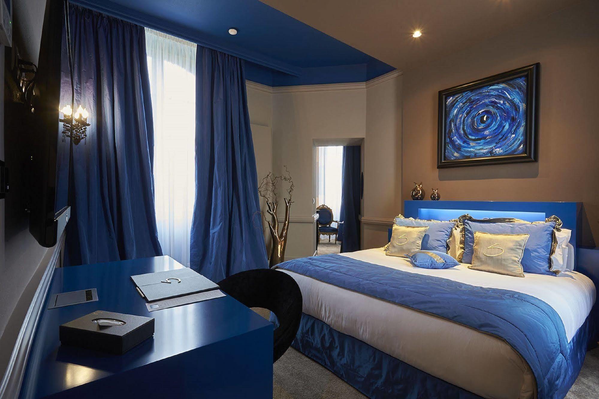 Le Stelsia Resort Saint-Sylvestre-sur-Lot Екстер'єр фото